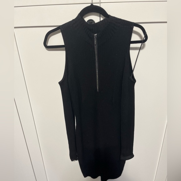 Guess rib knit sweater dress size large LN - Picture 2 of 3